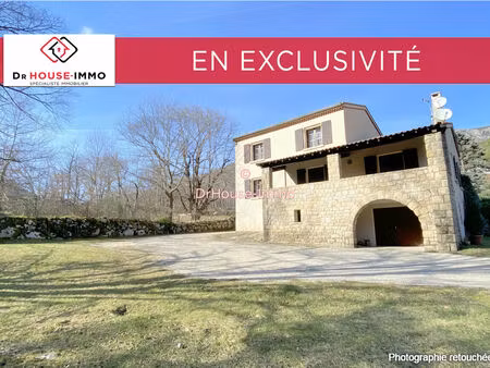 exclusivité mayres  maison familiale d'environ 132 m² habitables édifiée sur un terrain pl