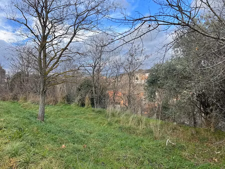 vente terrain 2000 m² à apt (84400)  85 000 €