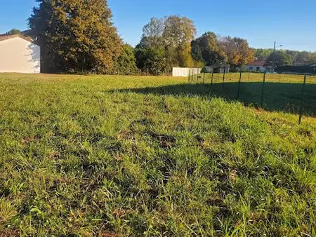 vente terrain 2045 m² à dax (40100)  218 000 €