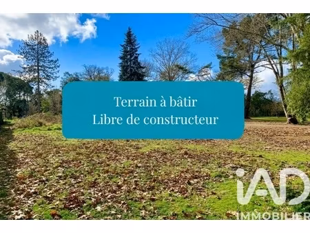 vente terrain 600 m²