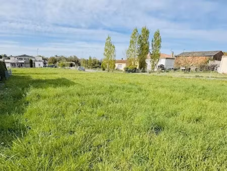 vente terrain 743 m² à saint-georges-des-coteaux (17810)  105 090 €