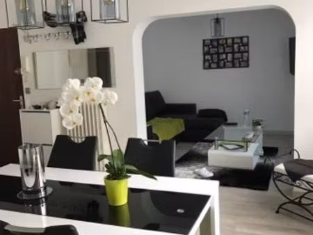 t3 bis rénové proche centre ville