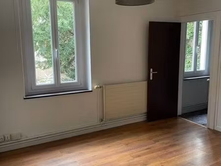 beau f2 en centre ville nancy