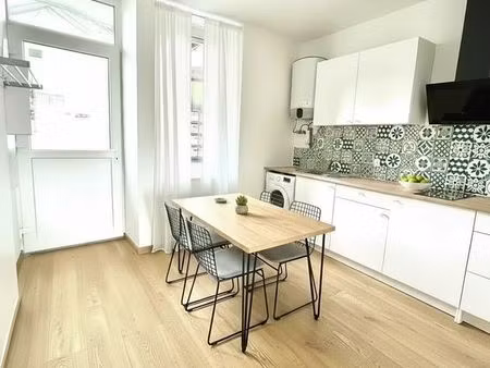 studio 1 pièce 26 m²