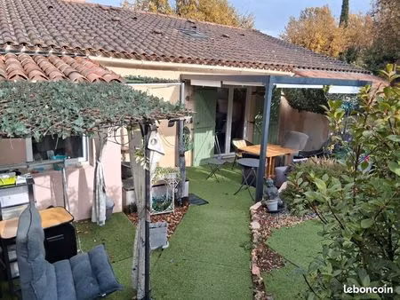 petite maison en copro le sextant