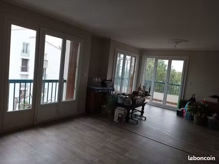 appartement f 3/4 moulin à vent tour sur fommerce