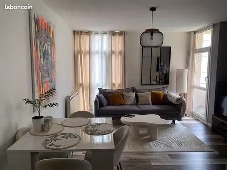 t3 meublé 55 m² – parking gratuit résidence - avenue barthélemy buyer lyon 9