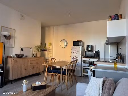 appartement avec 1 chambre en rez de chaussée