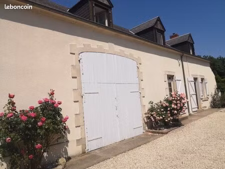 longère à louer 160m² sur terrain arboré