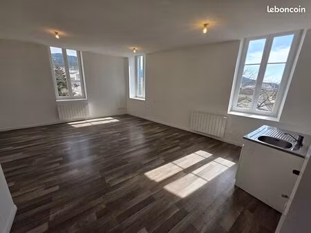 appartement 3 pièces 74 m²