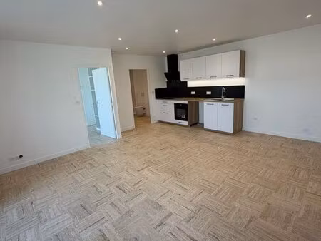 location appartement t2 42m2