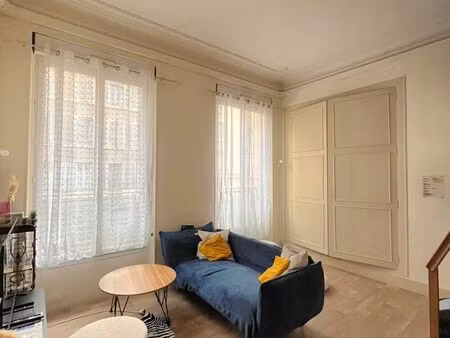 studio proche plein centre ville proche bréche