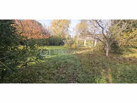 vente terrain 694 m² à milhaud (30540)  135 000 €