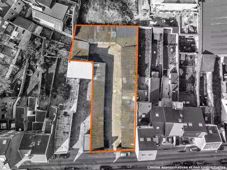 ensemble de 38 garages dans le centre de liege