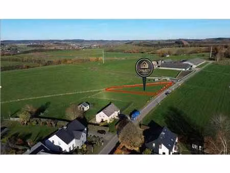 terrain à bâtir en fin de rue avec vue panoramique