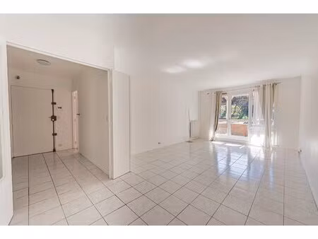 94250 - gentilly - lisieres de paris - 3 pièces avec cave