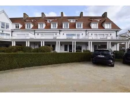 bien commercial à louer pour une durée de minimum de 4 mois