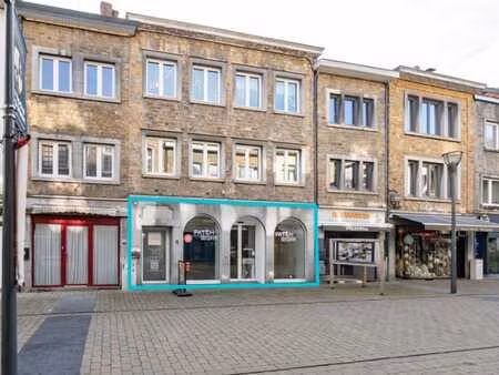 surface commerciale lumineuse au cœur de la roche-en-ardenne