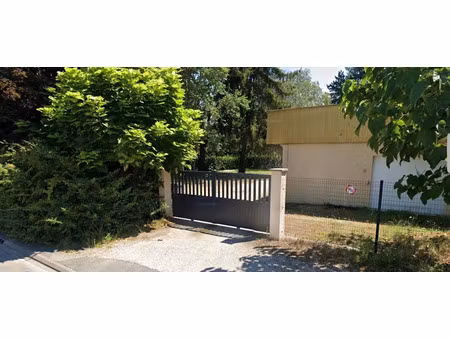 vente locaux professionnels 5 pièces 182 m² à bergerac (24100)  120 500 €