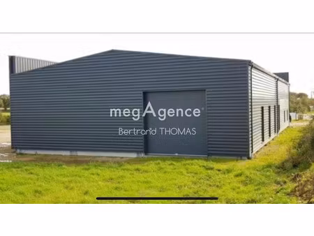 vente locaux professionnels 3 pièces 430 m² à gosné (35140)  430 000 €