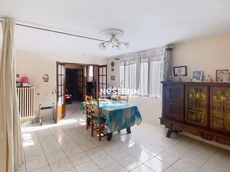 maison saint-denis 6 pièces 120m² sur 384 m² de terrain