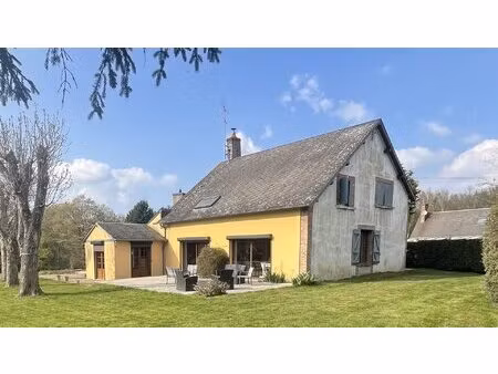 ferme familiale lumineuse avec mare et 1ha