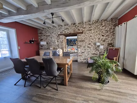 vente maison à sainte-flaive-des-loups (85150) : à vendre / 266m² sainte-flaive-des-loups