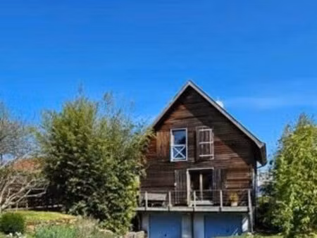 à vendre chalet de 1997  124 m² sur terrain de 825 m²