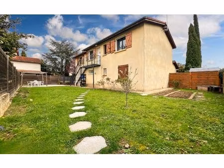 maison chassieu 79 m² t-3 à vendre  329 000 €