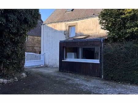 maison glomel 81 m² t-4 à vendre  66 000 €