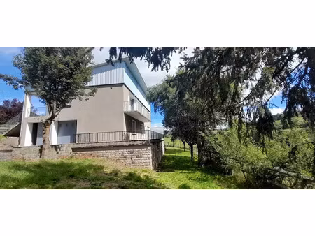 location appartement 3 pièces 66 m² à saint-flour (15100)  590 €