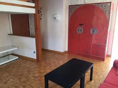 location meublée appartement 1 pièce 33 m² à annecy (74000)  800 €