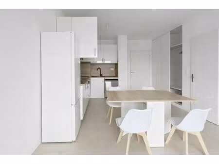 location appartement 2 pièces 44 m² à aulnay-sous-bois (93600)