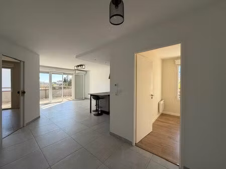 location appartement 3 pièces 58 m² à carros (06510)