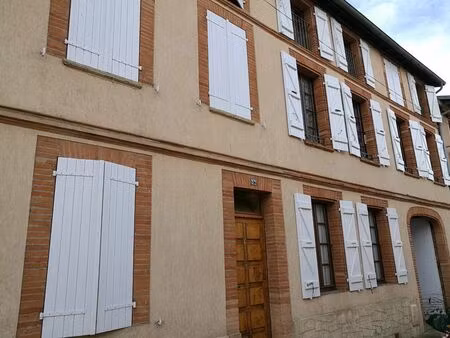 location appartement 1 pièce 27 m² à grenade (31330)