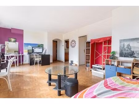 appartement 2 pièces de 50 m² à lomme avec balcon