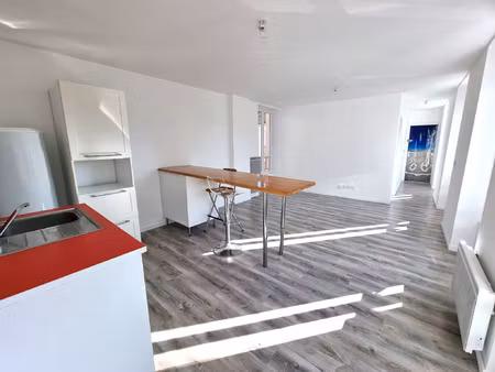 melun centre ville - appartement 2 pieces - 1 chambre