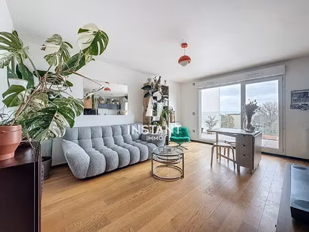 appartement 3 pièces lumineux avec balcon