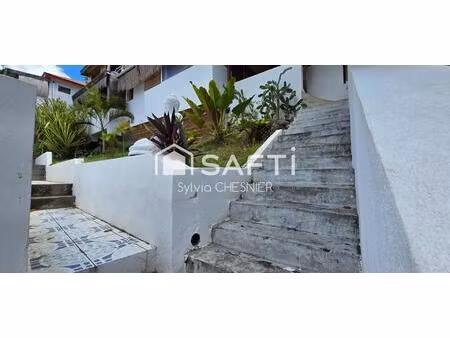 studio vue mer – sainte-anne  fort potentiel