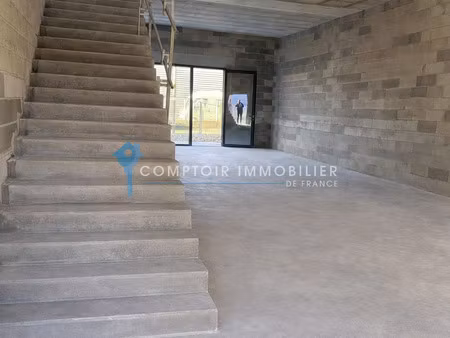 nîmes ouest local professionnel à vendre