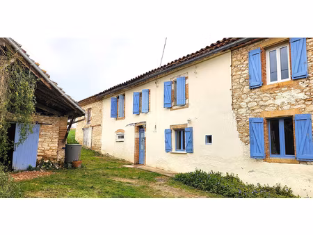 ferme avec dépendances