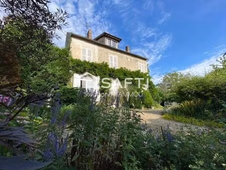 très belle maison de caractère  indépendante