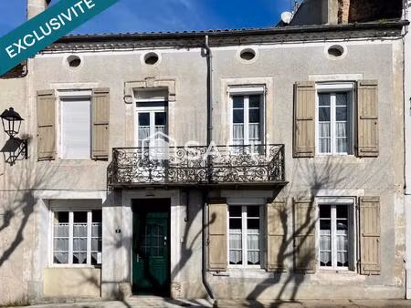 maison de ville élégante et lumineuse de 92 m² sur deux niveaux  alliant charme et moderni