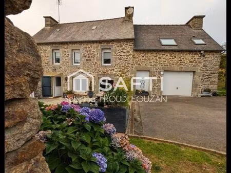 maison en pierre entièrement rénovée  aucun travaux à prévoir-3 chambres -jardin clos