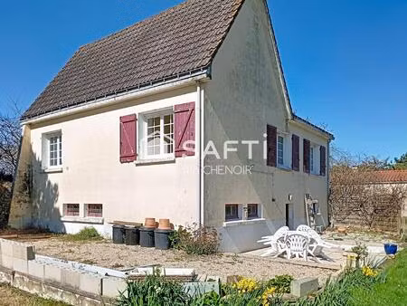 maison traditionnelle a la campagne calme et agréable