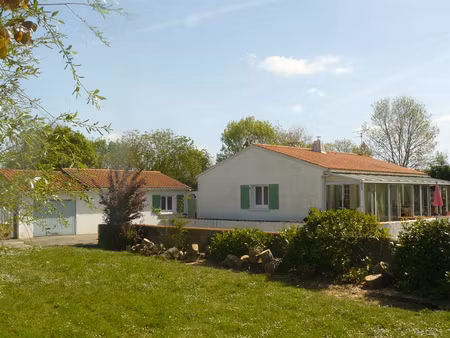 belle maison au coeur du marais à vendre en viager
