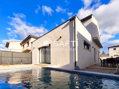 villa familiale avec piscine et prestations soignées