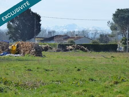 terrain à batir 1 400 m²  au calme  vue pyrénées