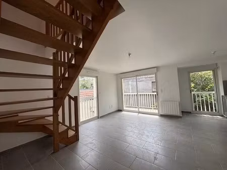 location appartement 4 pièces 73.81 m² à arcachon (33120)  1 580 €