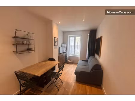 location meublée appartement 1 pièce 17 m² à lyon 2ème (69002)  650 €